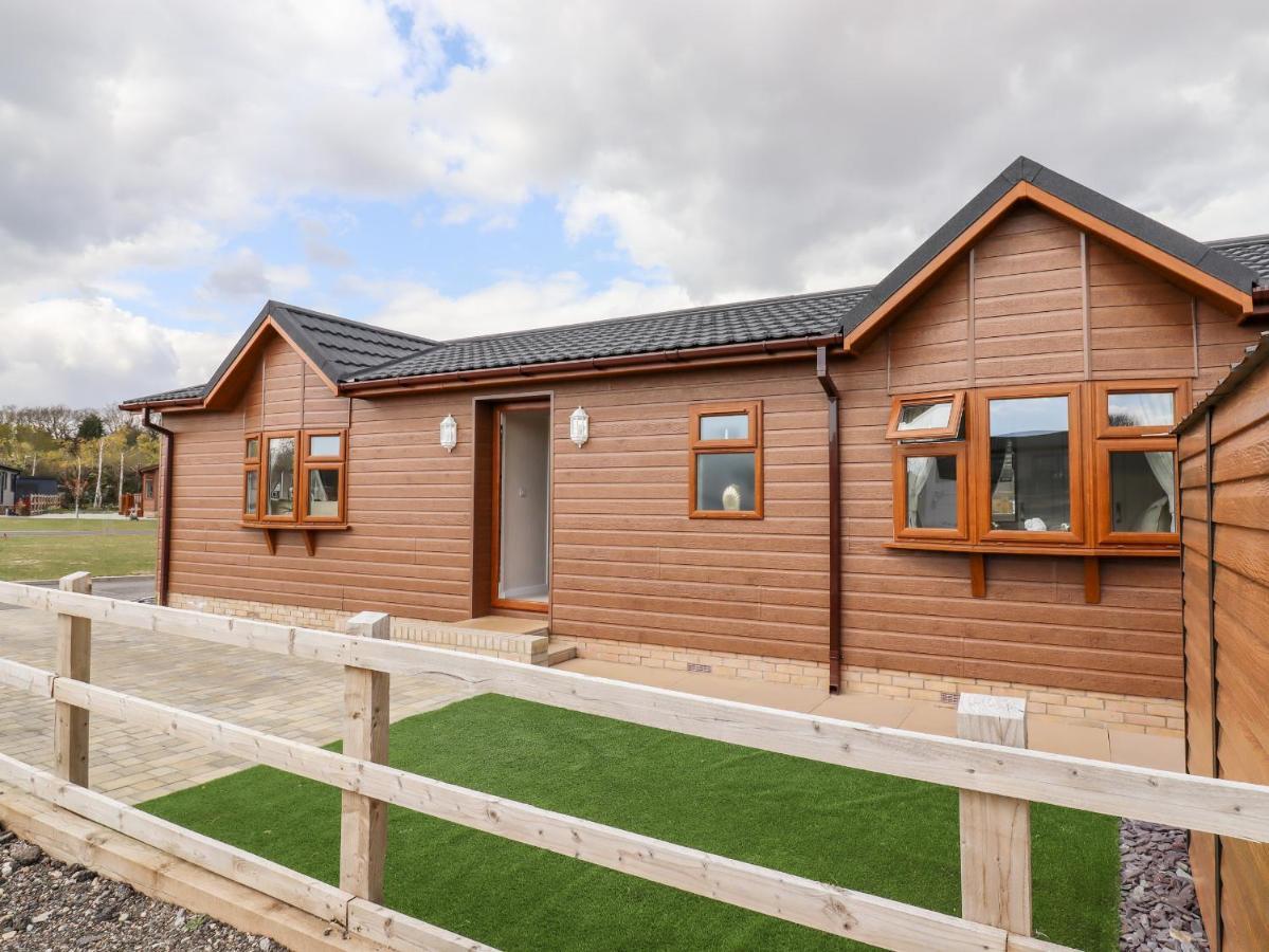 12 Bucklesham Park Villa Ipswich Dış mekan fotoğraf