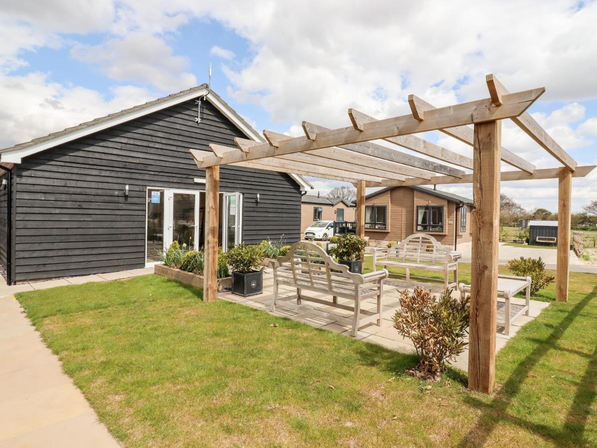 12 Bucklesham Park Villa Ipswich Dış mekan fotoğraf